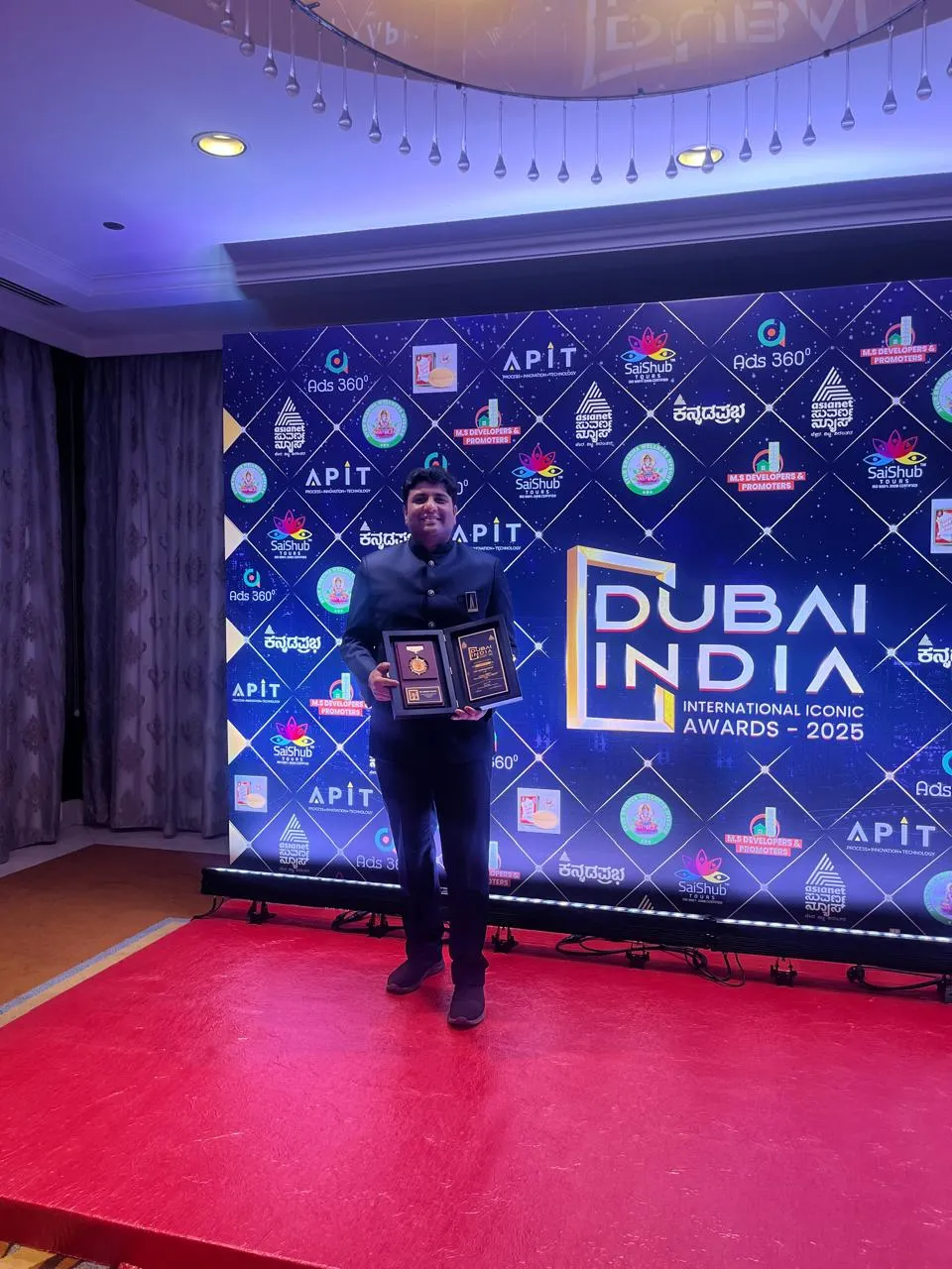 Best Pulmonologist award in Dubai Feast 1